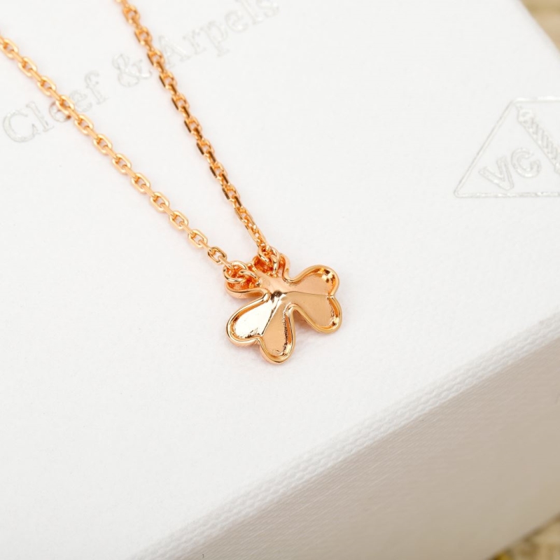 Vca Necklaces